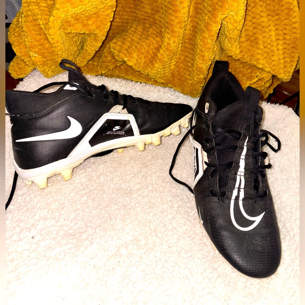 Nike Black and White Football Cleats